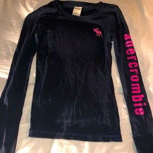 🇺🇸3/$10 Abercrombie girls size small long sleeve